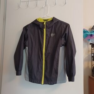 Boy's light rain jacket size 7/8